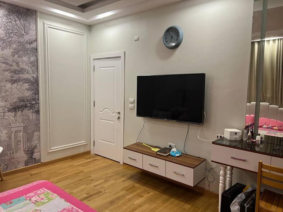 Apartment At New